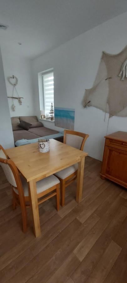 Willa Wieniotowo Apartamenty Przy Lesie I Plazy Ap Am Wald Und Strand Ustronie Morskie Buitenkant foto